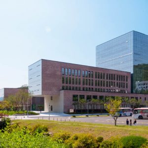 small_Hankuk University of Foreign Studies Yongin Campus Main Building (2)